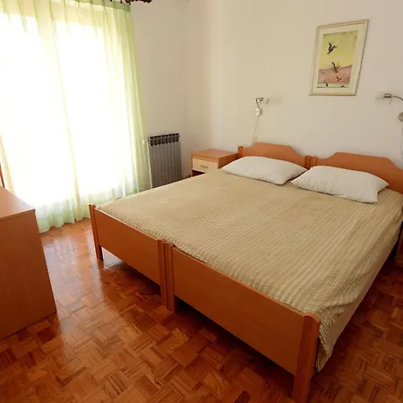 With Parking Space - Diklo, - 15338 Apartment
