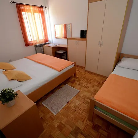 With Parking Space - Diklo, - 15338 Apartment
