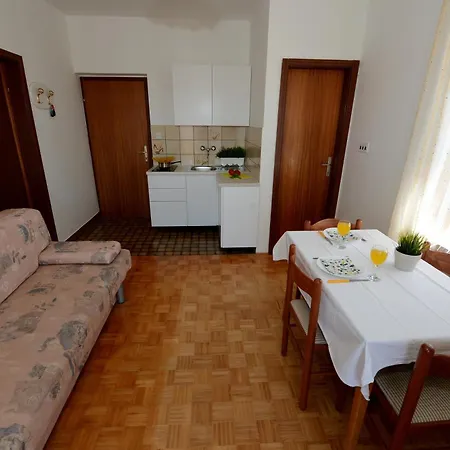 With Parking Space - Diklo, - 15338 Apartment Zadar