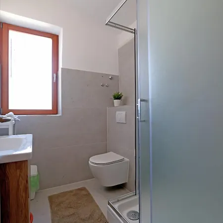 With Parking Space - Diklo, - 15338 Apartment Zadar