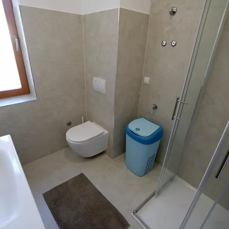 With Parking Space - Diklo, - 15338 Apartment *