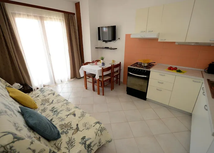 Lejlighed With Parking Space - Diklo, - 15338